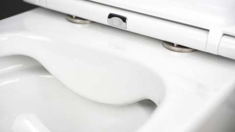 Miska WC z deską bezkołnierzowa Miska WC z deską bezkołnierzowa