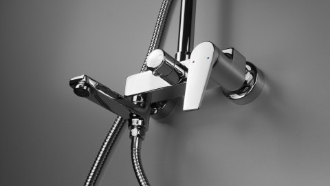 Deszczownica - z baterią mieszaczową Deszczownica - z baterią mieszaczową