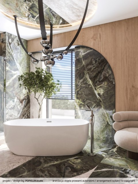 Bateria wannowa wolnostojąca z zestawem prysznicowym